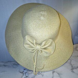 Stylish ***Ladie's Hat with bow